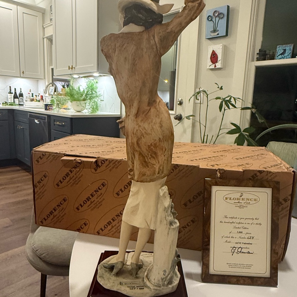 Guiseppe Armani limited edition “Valentina” sculpture / model 647C